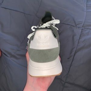 Adidas sneakers green